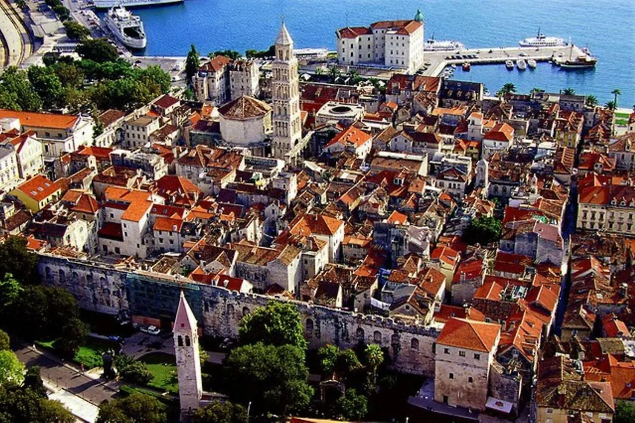 Luxury Apts Leone Split Centre