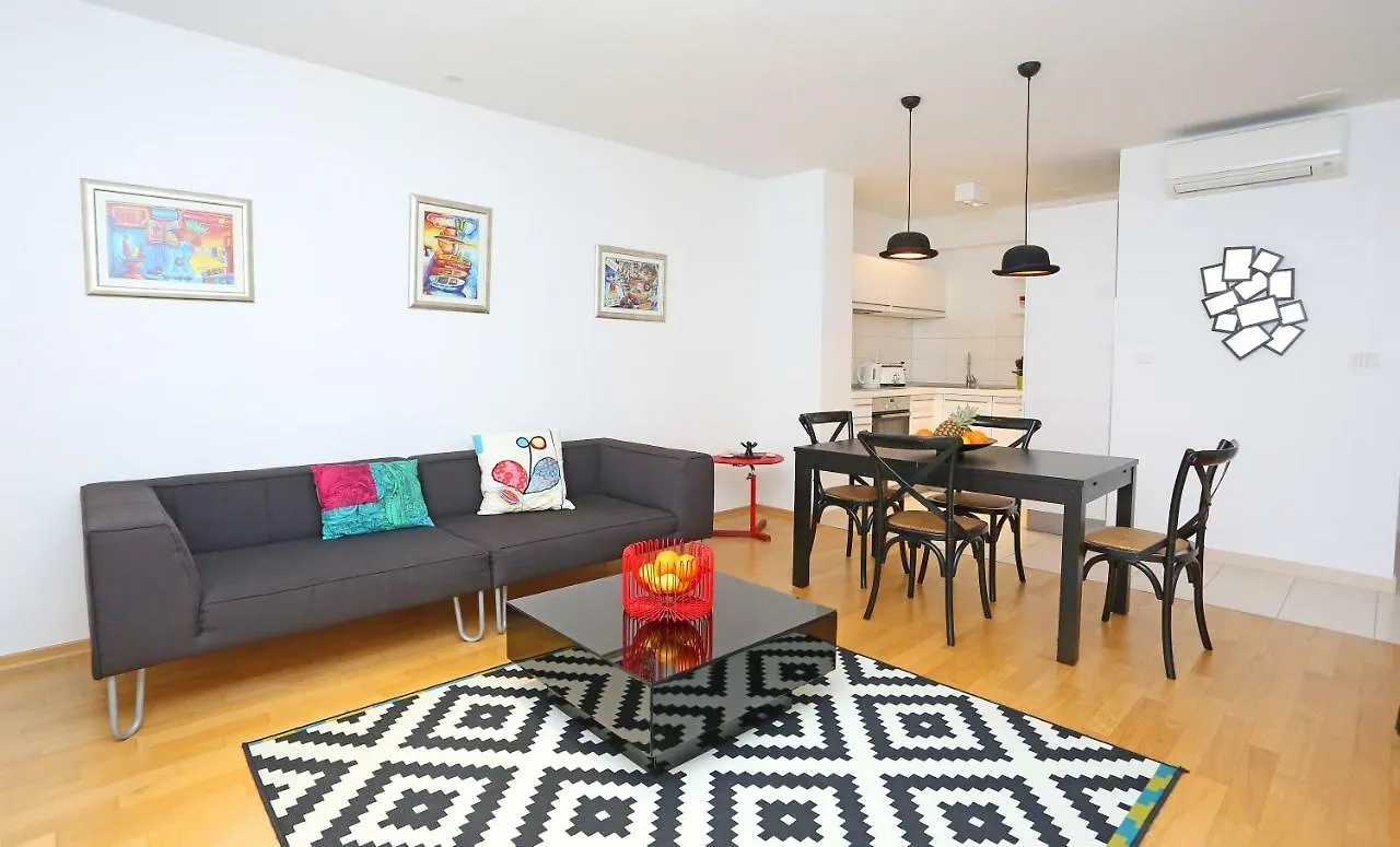 Luxury Apts Leone Split Centre