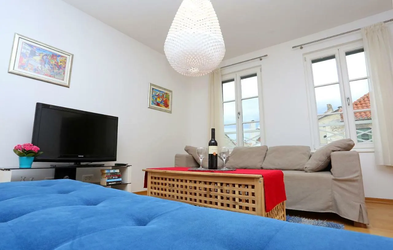 Luxury Apts Leone Split Centre شقة