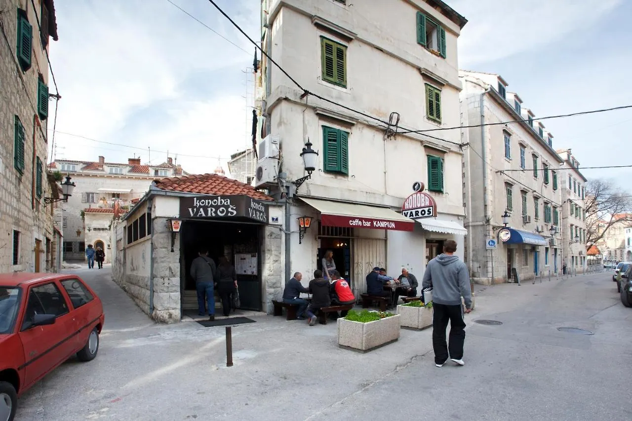 Luxury Apts Leone Split Centre 0*,