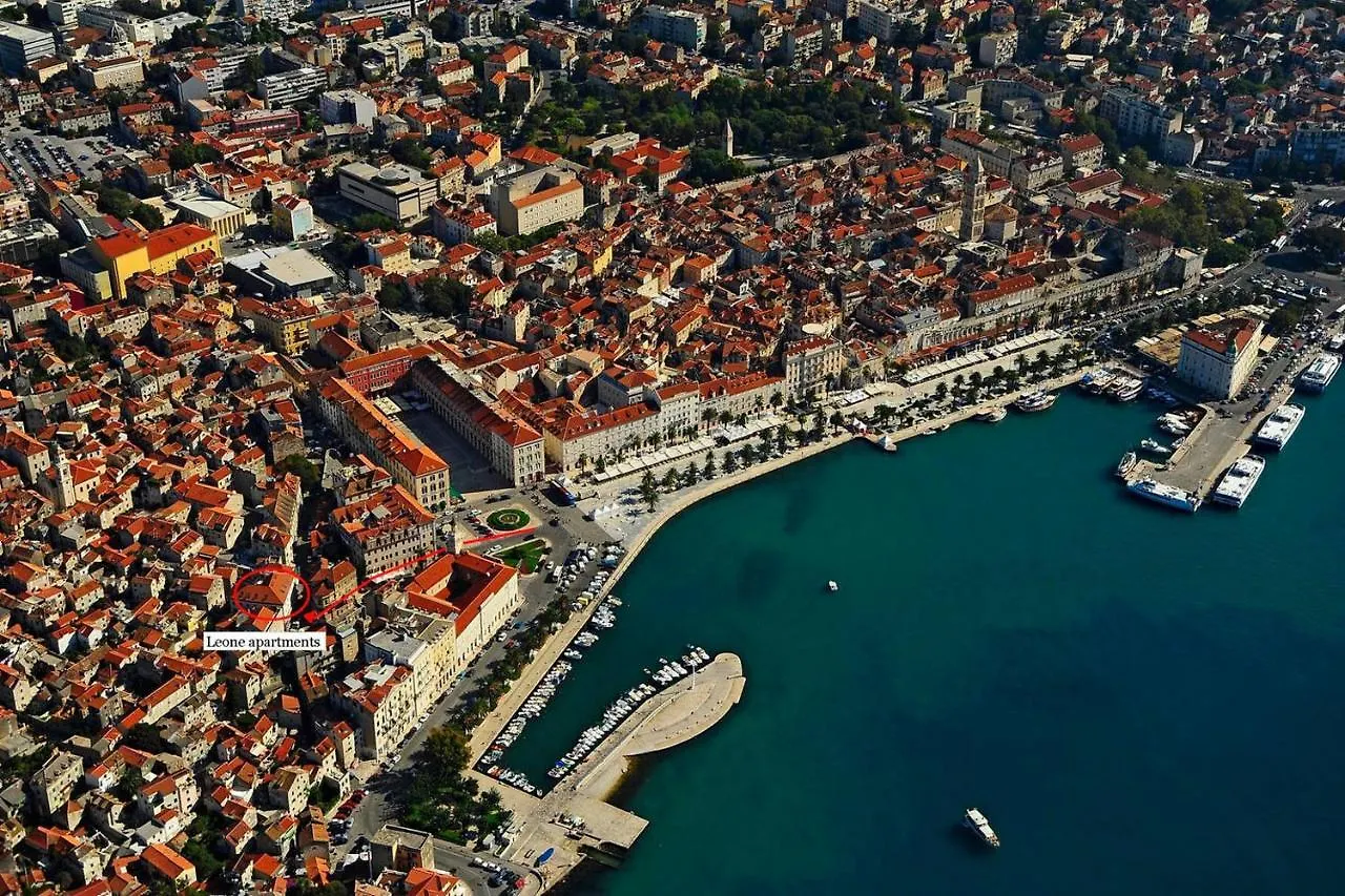 Apartment Luxury Apts Leone Split Centre